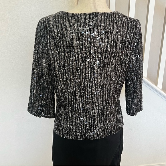 Iisli sequined 2 button cardigan 3/4 sleeve nwot extra button attached size 10 - Picture 4 of 16